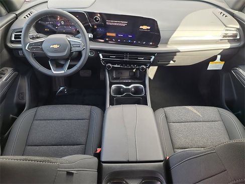 New 2026 Chevrolet Traverse LT w/ Driver Confidence Package image 30