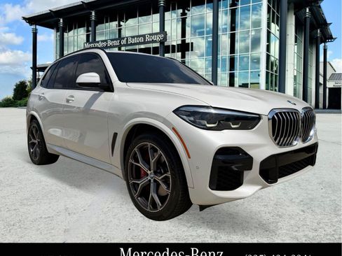 Used 2022 BMW X5 xDrive40i w/ M Sport Package AWD/4WD image 1