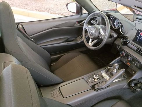 Used 2020 MAZDA MX-5 Miata Sport RWD image 64