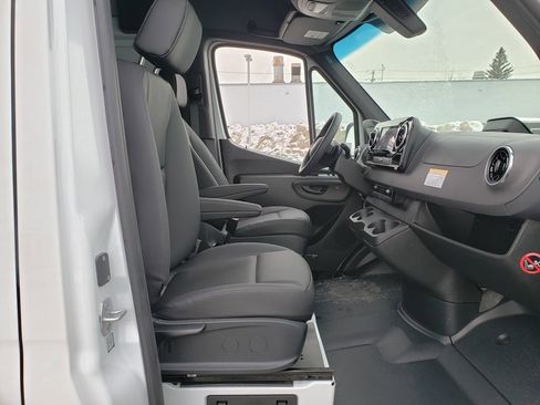 New 2026 Mercedes-Benz Sprinter 2500 image 23