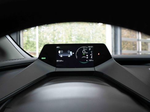 Certified 2024 Toyota Prius LE image 17