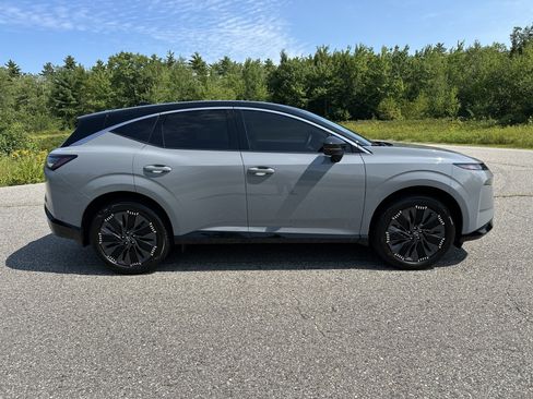 Certified 2025 Nissan Murano Platinum w/ Cargo Package AWD/4WD image 5