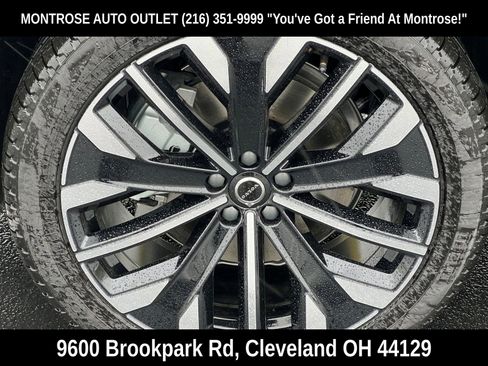 New 2026 Volvo XC90 B6 Ultra w/ Protection Package image 11