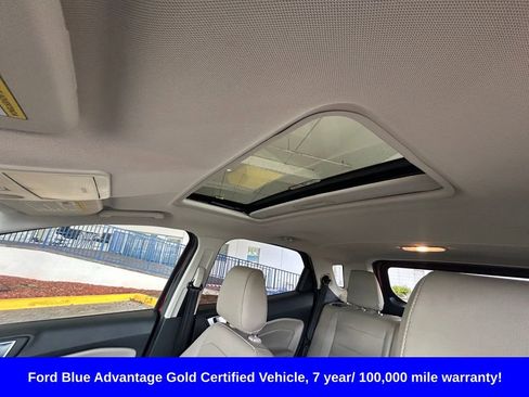 Used 2021 Ford EcoSport Titanium image 12