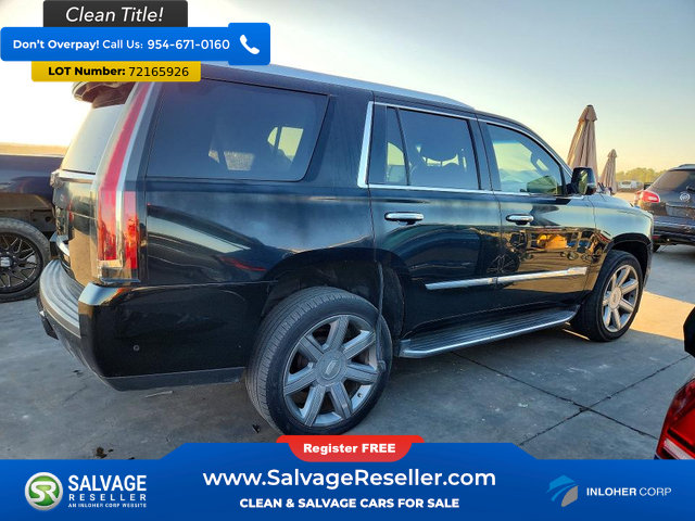 Used 2017 Cadillac Escalade Premium Luxury AWD/4WD image 4