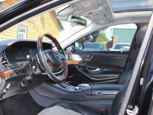 Used 2016 Mercedes-Benz Maybach S 600 image 19