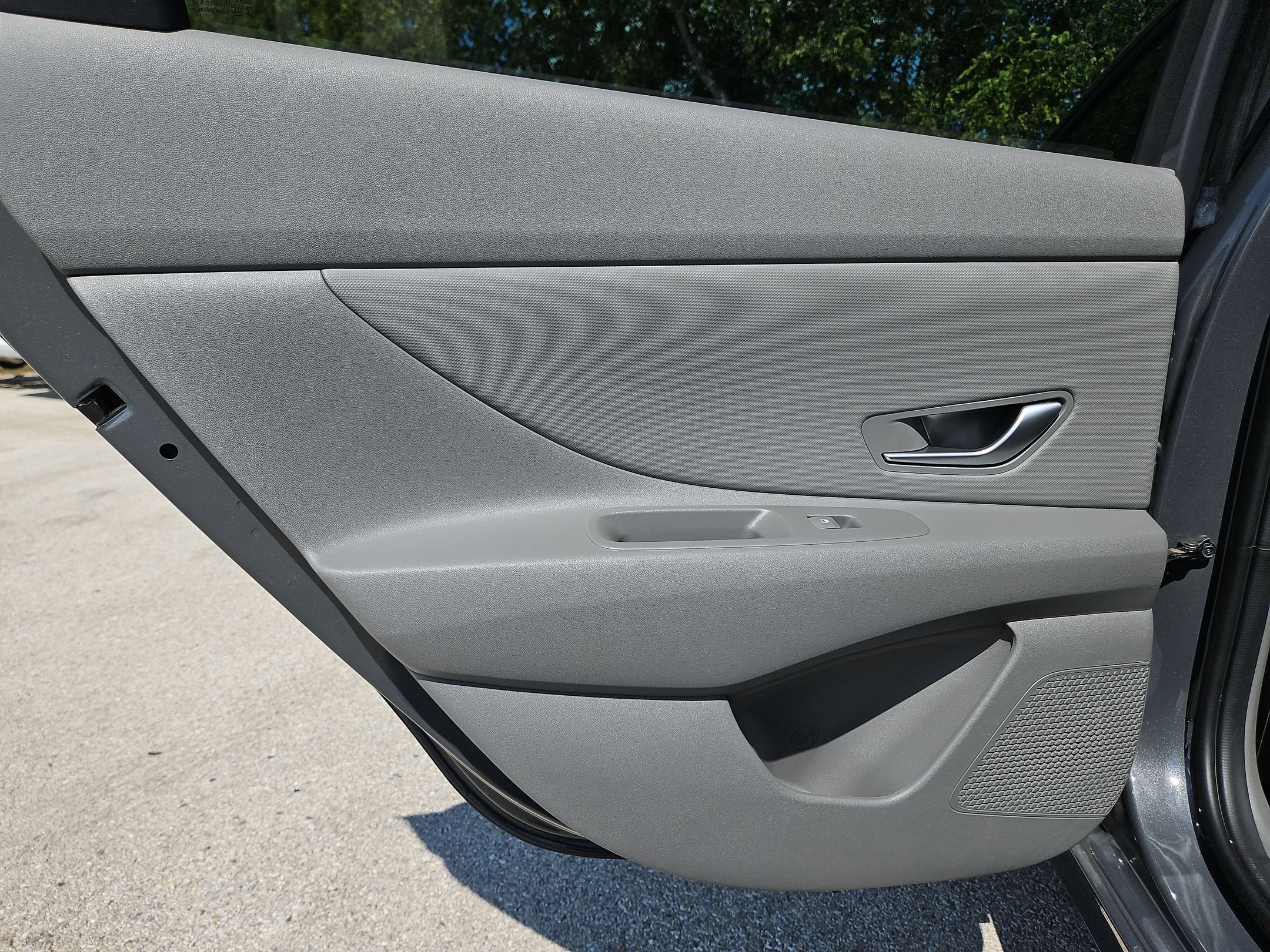 Used 2025 Hyundai Elantra Sport FWD image 14