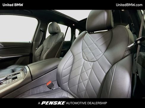Used 2024 BMW X5 xDrive40i w/ Premium Package AWD/4WD image 5