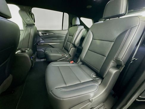 New 2026 Chevrolet Traverse LT image 24