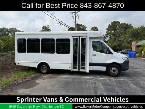 Used 2022 Mercedes-Benz Sprinter 3500 image 2