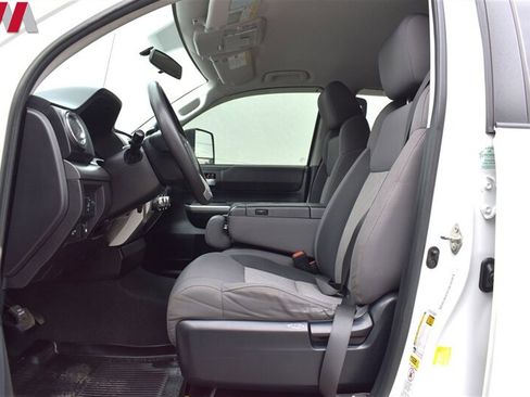 Used 2016 Toyota Tundra SR5 w/ TRD Off Road Package AWD/4WD image 9