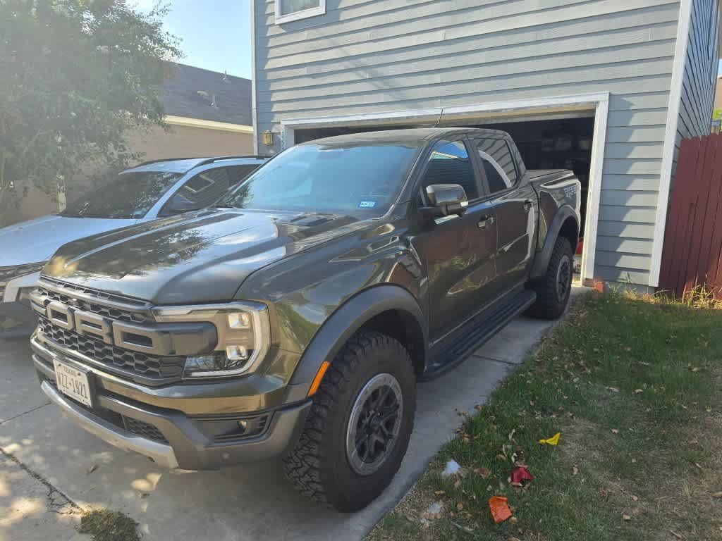 Used 2025 Ford Ranger Raptor AWD/4WD image 2