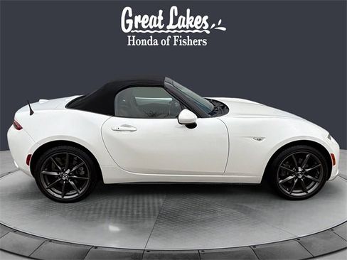 Used 2019 MAZDA MX-5 Miata Grand Touring image 6