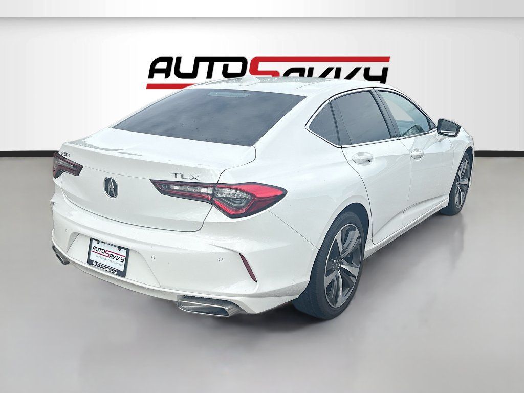 Used 2025 Acura TLX w/ Technology Package FWD image 7