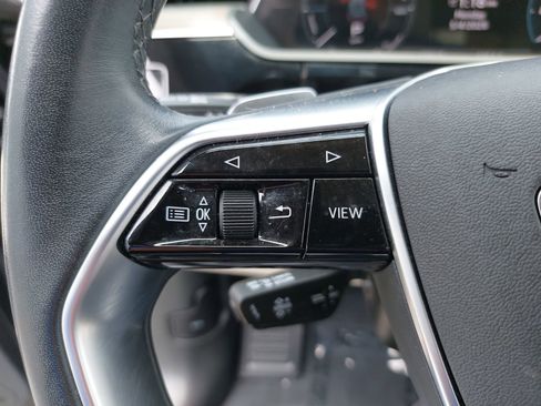 Used 2024 Audi Q8 e-tron Premium Plus w/ Premium Plus Package AWD/4WD image 17