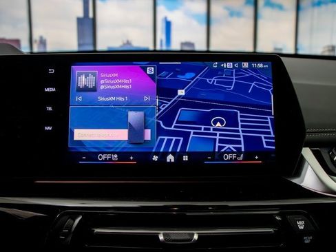 Used 2025 BMW X1 xDrive28i w/ Technology Package image 17