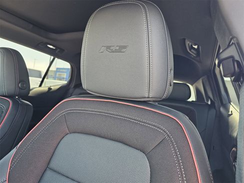 New 2025 Chevrolet Equinox EV RS image 16