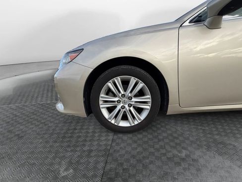 Used 2013 Lexus ES 350 w/ Premium Pkg image 17