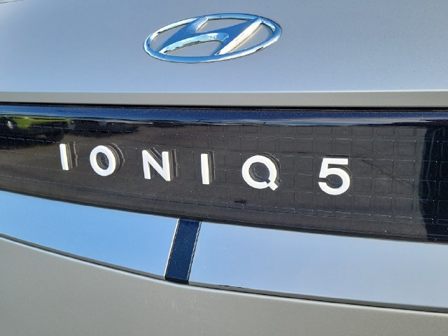 Used 2023 Hyundai Ioniq 5 SEL RWD image 6