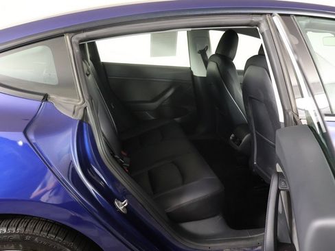 Used 2023 Tesla Model 3 Standard Range RWD image 37