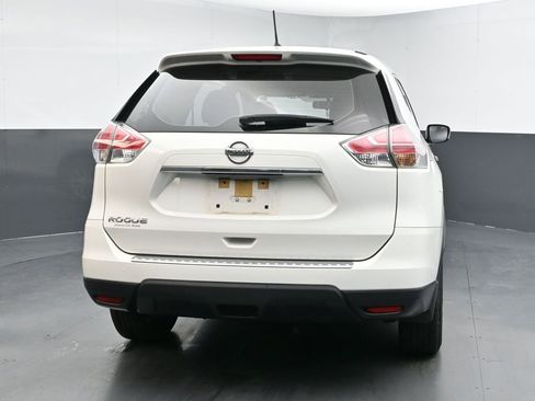 Used 2016 Nissan Rogue S image 8