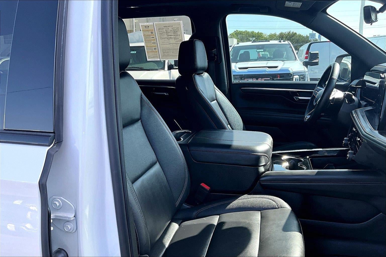 Used 2025 Chevrolet Tahoe Z71 w/ Z71 Off-Road Package AWD/4WD image 7
