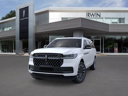 New 2026 Lincoln Navigator L Black Label AWD/4WD image 2