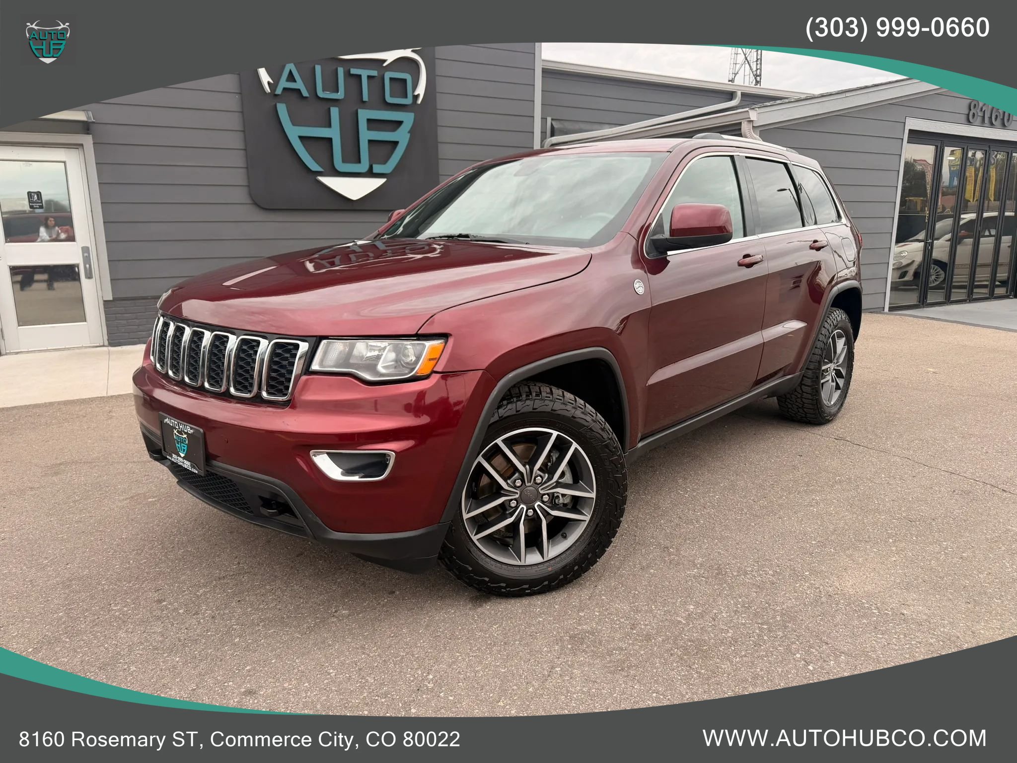 Used 2017 Jeep Grand Cherokee Laredo w/ Quick Order Package 23E AWD/4WD image 1