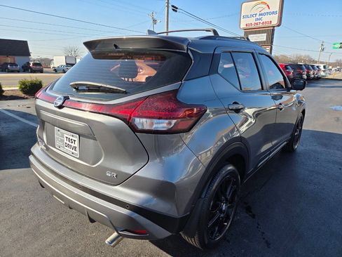 Used 2021 Nissan Kicks SR w/ Exterior Package image 5