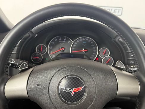 Used 2008 Chevrolet Corvette Coupe w/ Z51 Performance Package RWD image 20