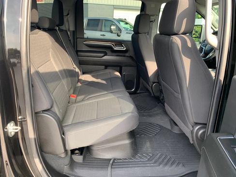 Used 2024 Chevrolet Silverado 2500 LT AWD/4WD image 29