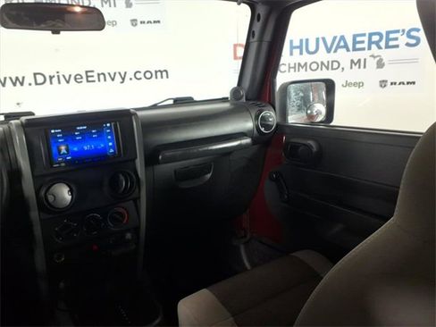 Used 2007 Jeep Wrangler X image 14