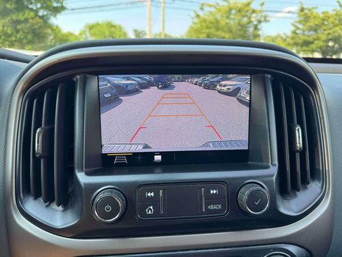 Used 2019 Chevrolet Colorado Z71 w/ Z71 Midnight Edition AWD/4WD image 30