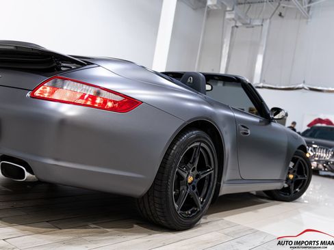 Used 2007 Porsche 911 Cabriolet image 34