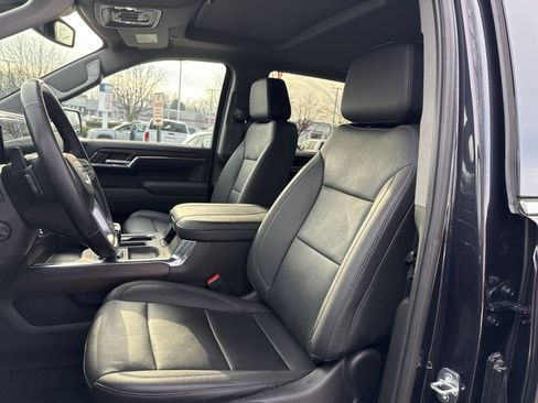 Used 2023 GMC Sierra 1500 SLT w/ SLT Premium Package image 13