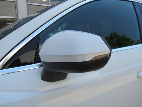 Used 2023 Audi Q3 2.0T Premium Plus w/ Premium Plus Package image 15