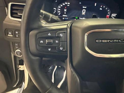 Used 2023 GMC Yukon Denali Ultimate w/ LPO, Floor Liner Package AWD/4WD image 34