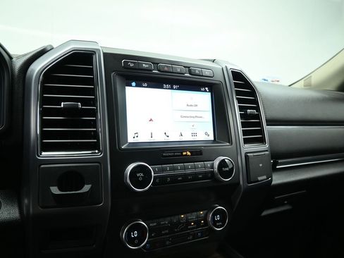 Used 2019 Ford Expedition Platinum image 15