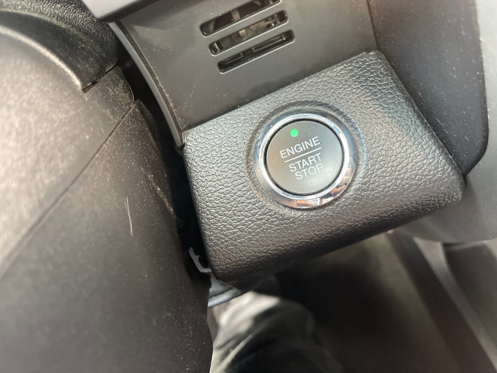 Used 2018 Ford F150 Lariat AWD/4WD image 26
