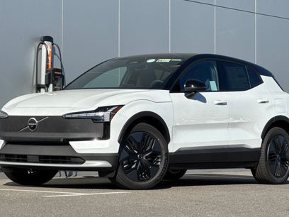 New 2026 Volvo EX30 Cross Country Ultra w/ Protection Package Premier