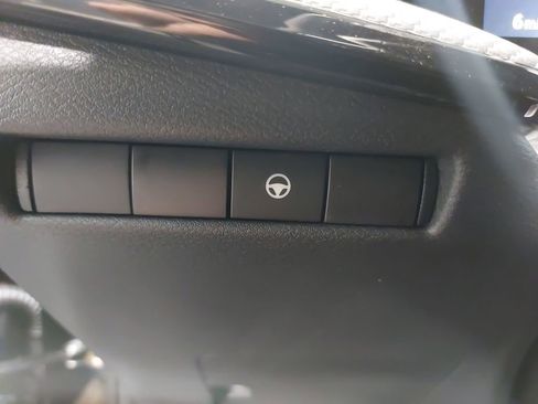 New 2026 Nissan Kicks SR w/ Cold Weather Package image 24