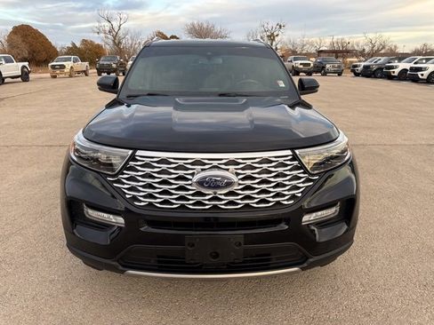 Used 2021 Ford Explorer Platinum w/ Equipment Group 601A image 2