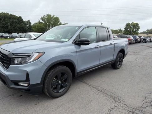 Used 2022 Honda Ridgeline Black Edition image 4