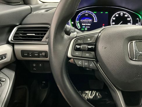 Used 2019 Honda Accord Touring image 18