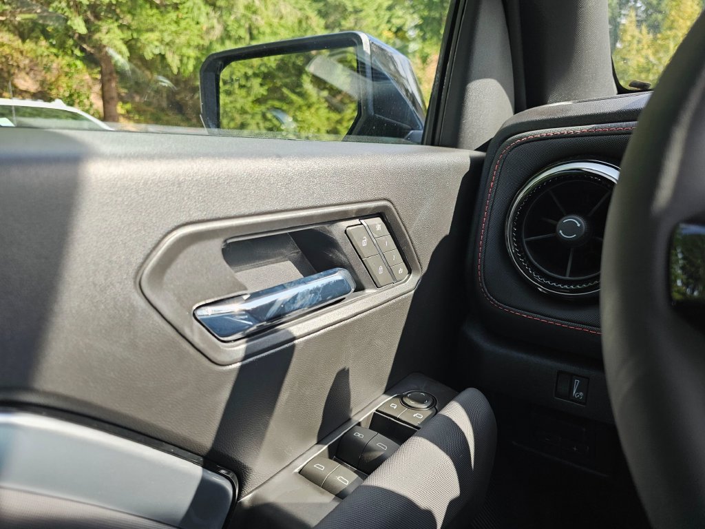 New 2026 Chevrolet Colorado Z71 w/ Technology Package AWD/4WD image 34