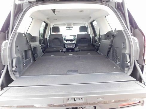 New 2026 Ford Expedition Active image 29