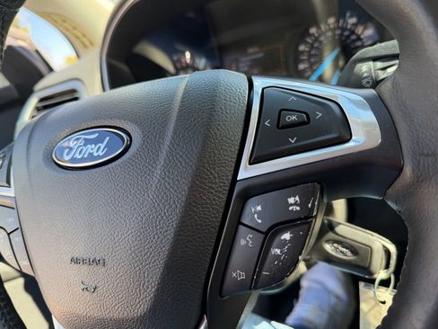 Used 2013 Ford Fusion SE FWD image 21