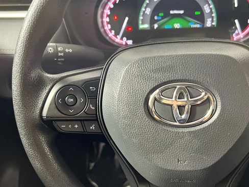 Used 2025 Toyota RAV4 XLE w/ Convenience Package FWD image 19