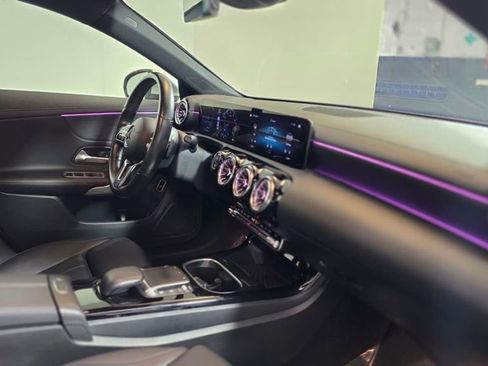 Used 2023 Mercedes-Benz CLA 250 4MATIC image 11