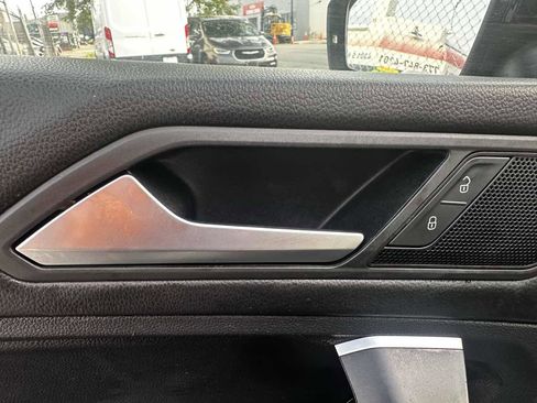 Used 2021 Volkswagen Tiguan SEL image 12